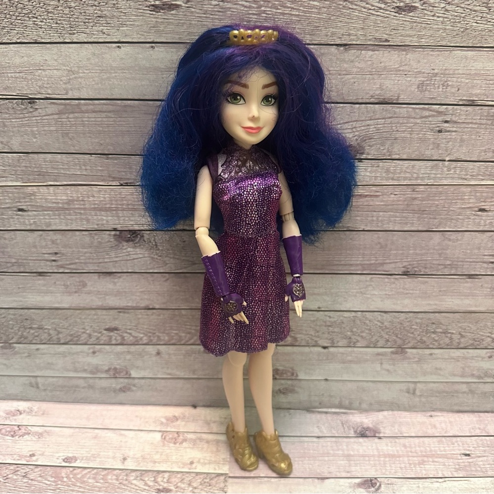 Disney descendants MAL Doll with Purple Dress and Blue Hair
